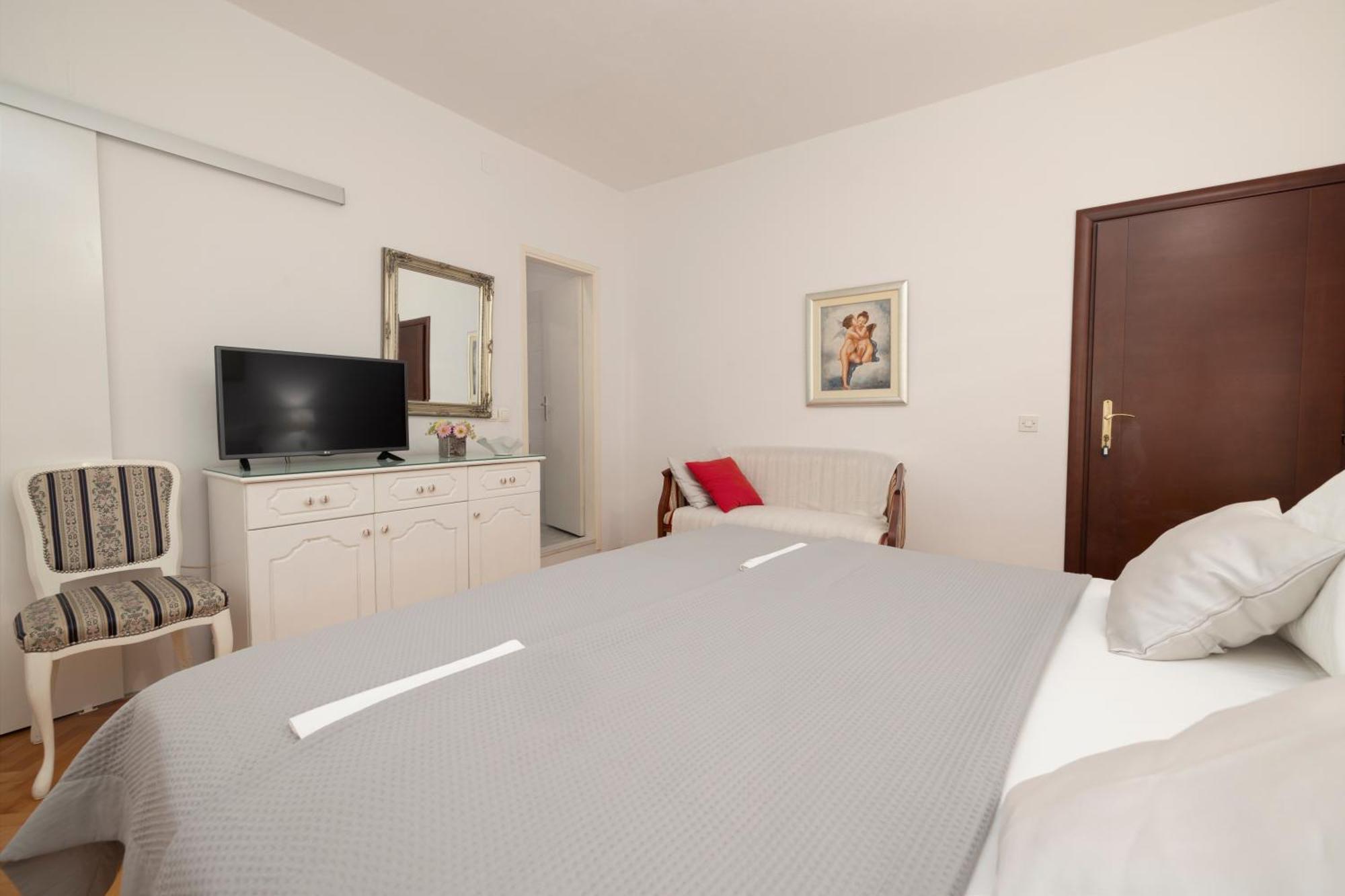 Apartments Bose Makarska Exterior foto
