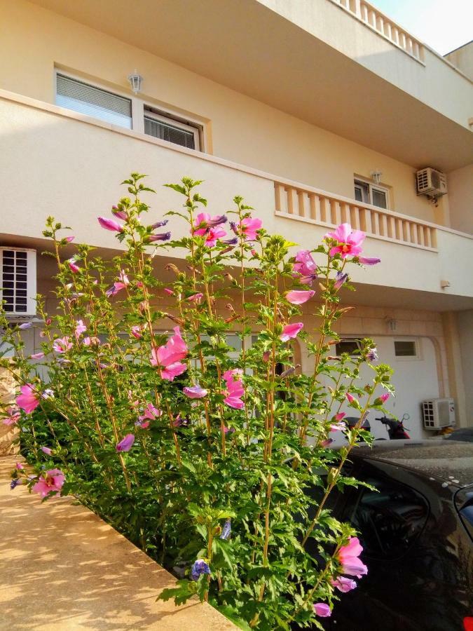 Apartments Bose Makarska Exterior foto